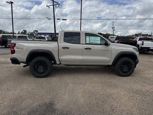White Sands 2026 Chevrolet Colorado Trail Boss