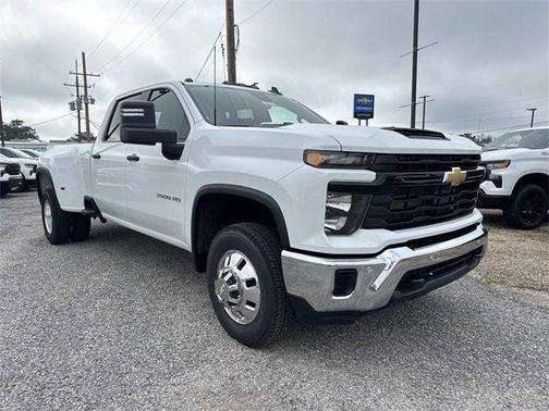 2026 Chevrolet Silverado 3500 WT