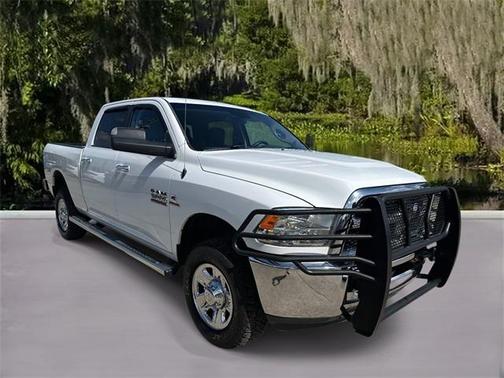 2017 RAM 2500 SLT Crew Cab 4x4 6'4' Box