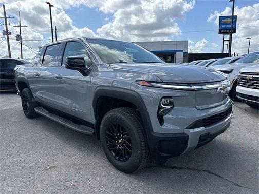 2025 Chevrolet Silverado EV LT