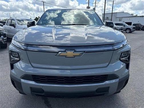 2025 Chevrolet Silverado EV LT