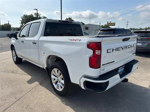 2022 Chevrolet Silverado 1500 Custom
