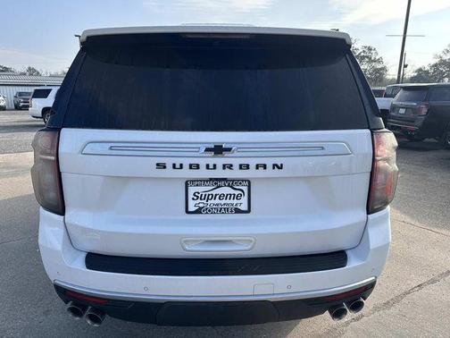 2023 Chevrolet Suburban 4WD High Country