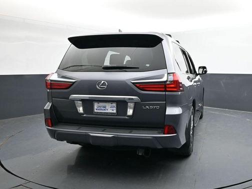 2017 Lexus LX 570 Base