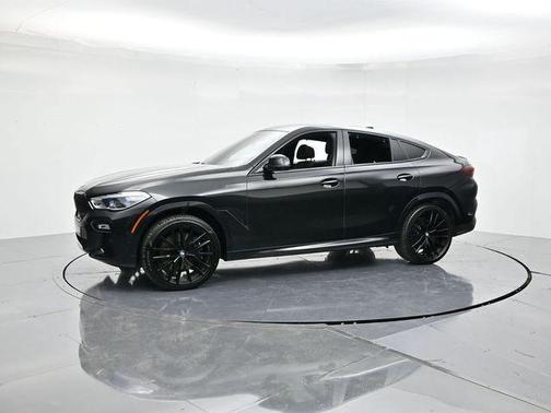 2021 BMW X6 M50i