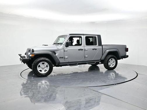 2020 Jeep Gladiator Sport