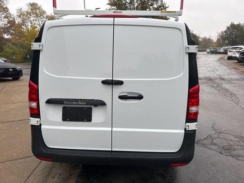 2023 Mercedes-Benz Metris Base