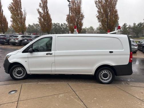2023 Mercedes-Benz Metris Base