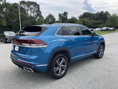 2024 Volkswagen Atlas Cross Sport 2.0T SEL R-Line