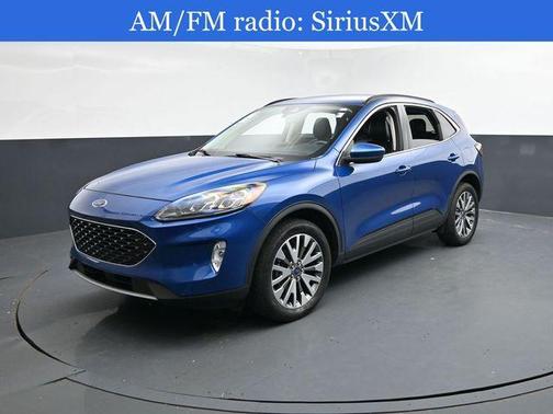 2022 Ford Escape Titanium