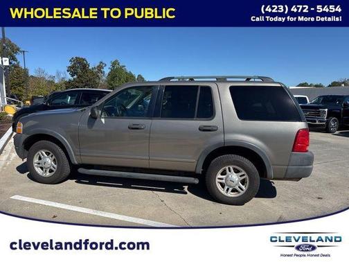 2003 Ford Explorer XLS