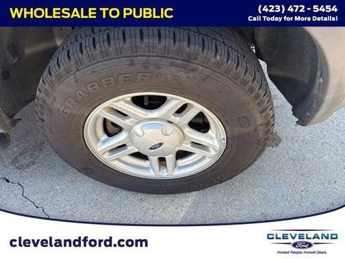 2003 Ford Explorer XLS