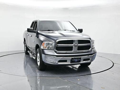 2016 RAM 1500 SLT