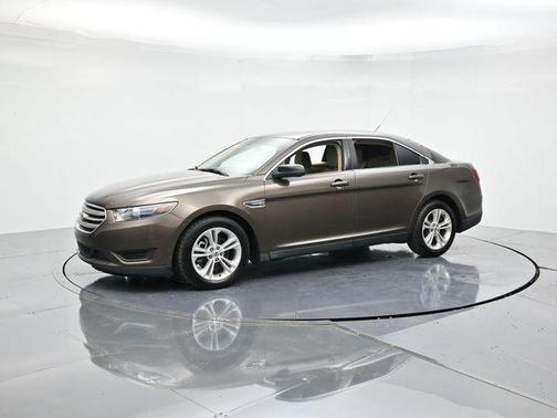 2015 Ford Taurus SE