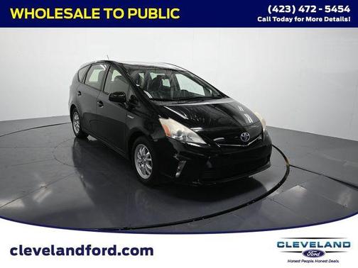 2013 Toyota Prius v Two