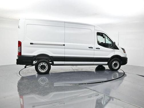 2026 Ford Transit-250 148 WB Medium Roof Cargo