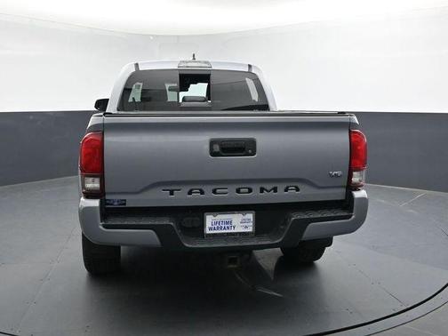 2018 Toyota Tacoma TRD Sport