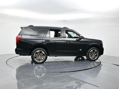 2025 Ford Expedition King Ranch