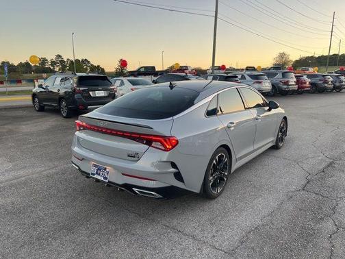 2022 Kia K5 GT-Line