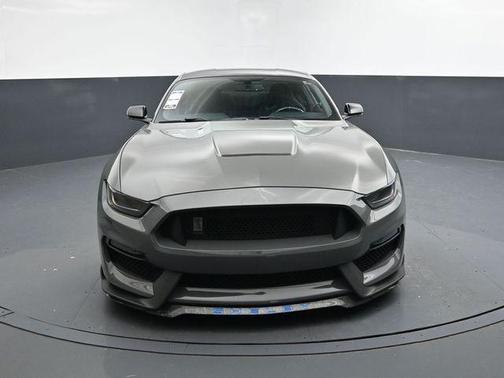 2018 Ford Shelby GT350 Base