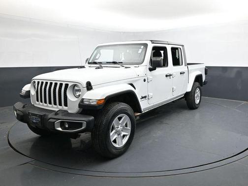 2023 Jeep Gladiator Sport