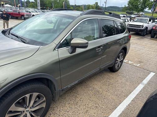 2018 Subaru Outback 2.5i Limited