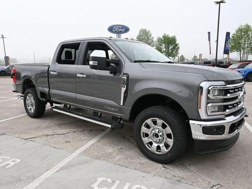 2025 Ford F-350 Lariat Super Duty