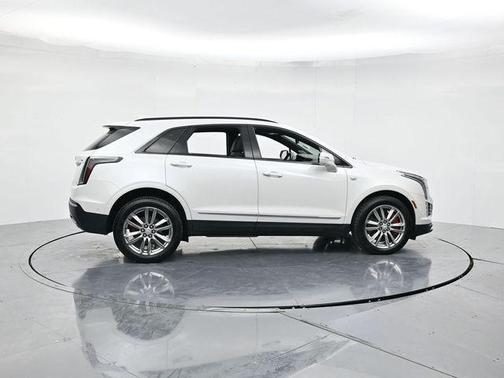 2022 Cadillac XT5 Sport