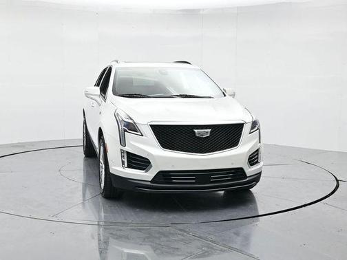 2022 Cadillac XT5 Sport