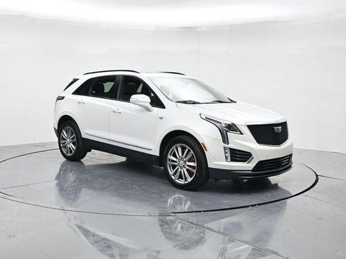 2022 Cadillac XT5 Sport