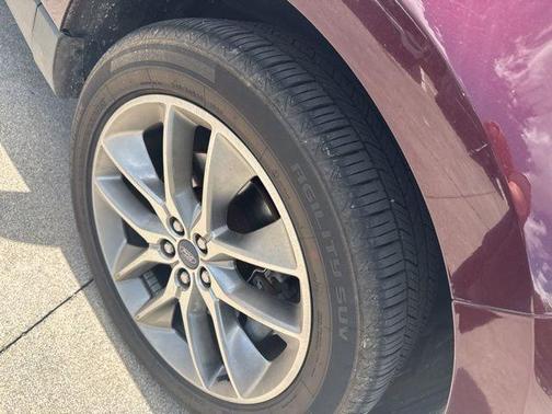 2017 Ford Edge Titanium