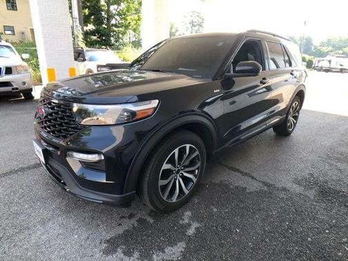 2022 Ford Explorer ST-Line