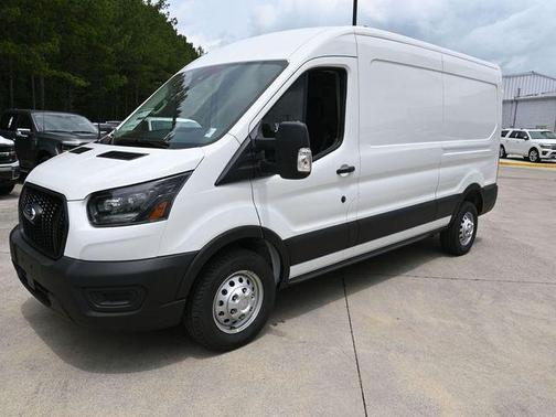 2025 Ford Transit-250 148 WB Medium Roof Cargo