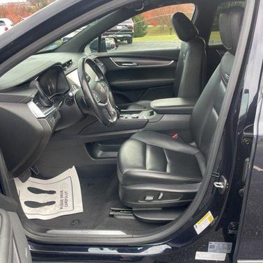 2022 Cadillac XT5 Luxury