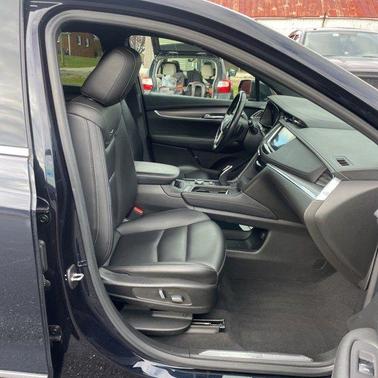 2022 Cadillac XT5 Luxury