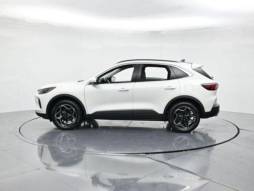 2026 Ford Escape Platinum