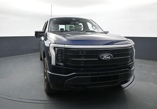 2025 Ford F-150 Lightning Platinum