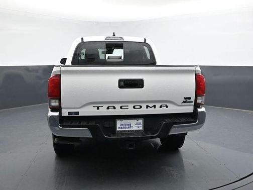 2022 Toyota Tacoma SR5