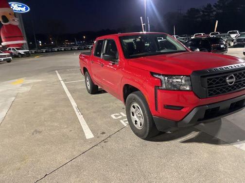 2022 Nissan Frontier S