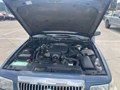 2009 Mercury Grand Marquis LS