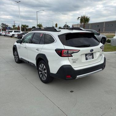 2023 Subaru Outback Touring