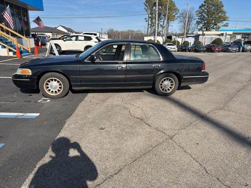 1999 Ford Crown Victoria LX