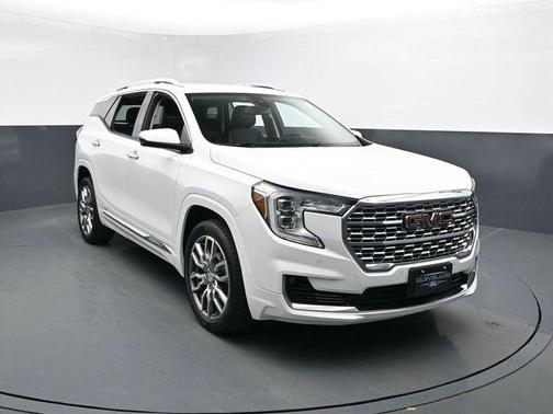 2022 GMC Terrain Denali