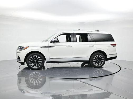 2023 Lincoln Navigator Black Label