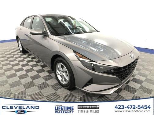 Photo 1 of 27 of 2021 Hyundai Elantra SE