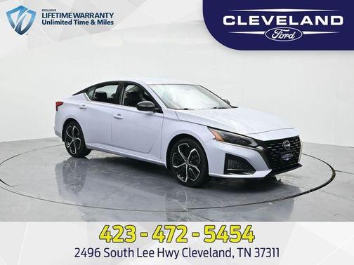 2023 Nissan Altima 2.5 SR