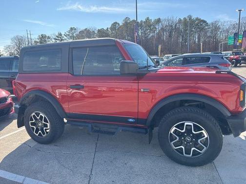 2022 Ford Bronco Base