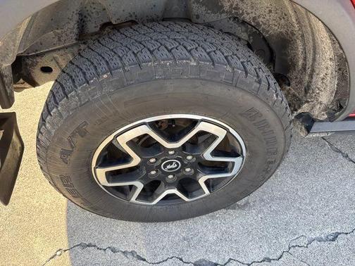 2022 Ford Bronco Base