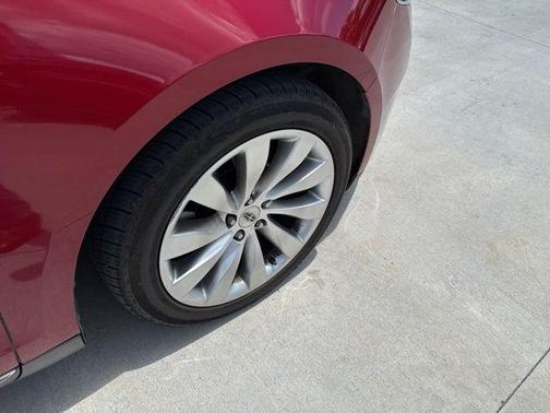 2014 Lincoln MKS Base