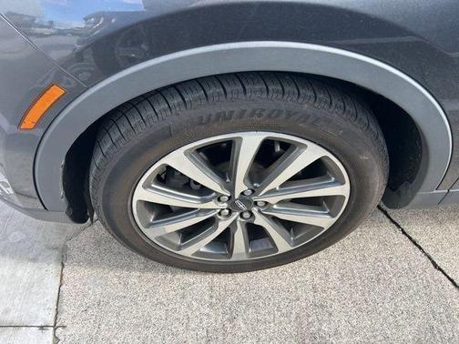 2019 Lincoln Nautilus Select